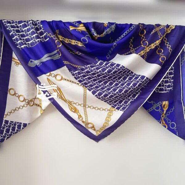 Dior chain scarf 9